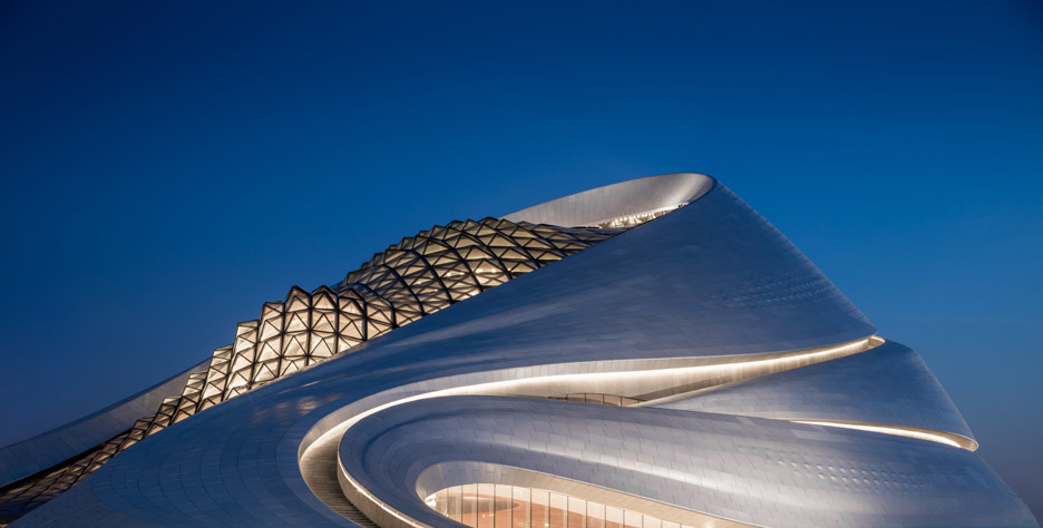 Harbin-Opera-House_MAD-Architects_Beijing_Hufton-Crow_dezeen_936_4