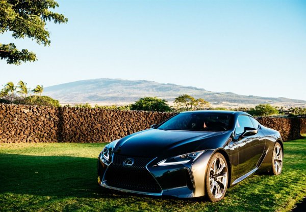 מבחן רכב: Lexus LC500