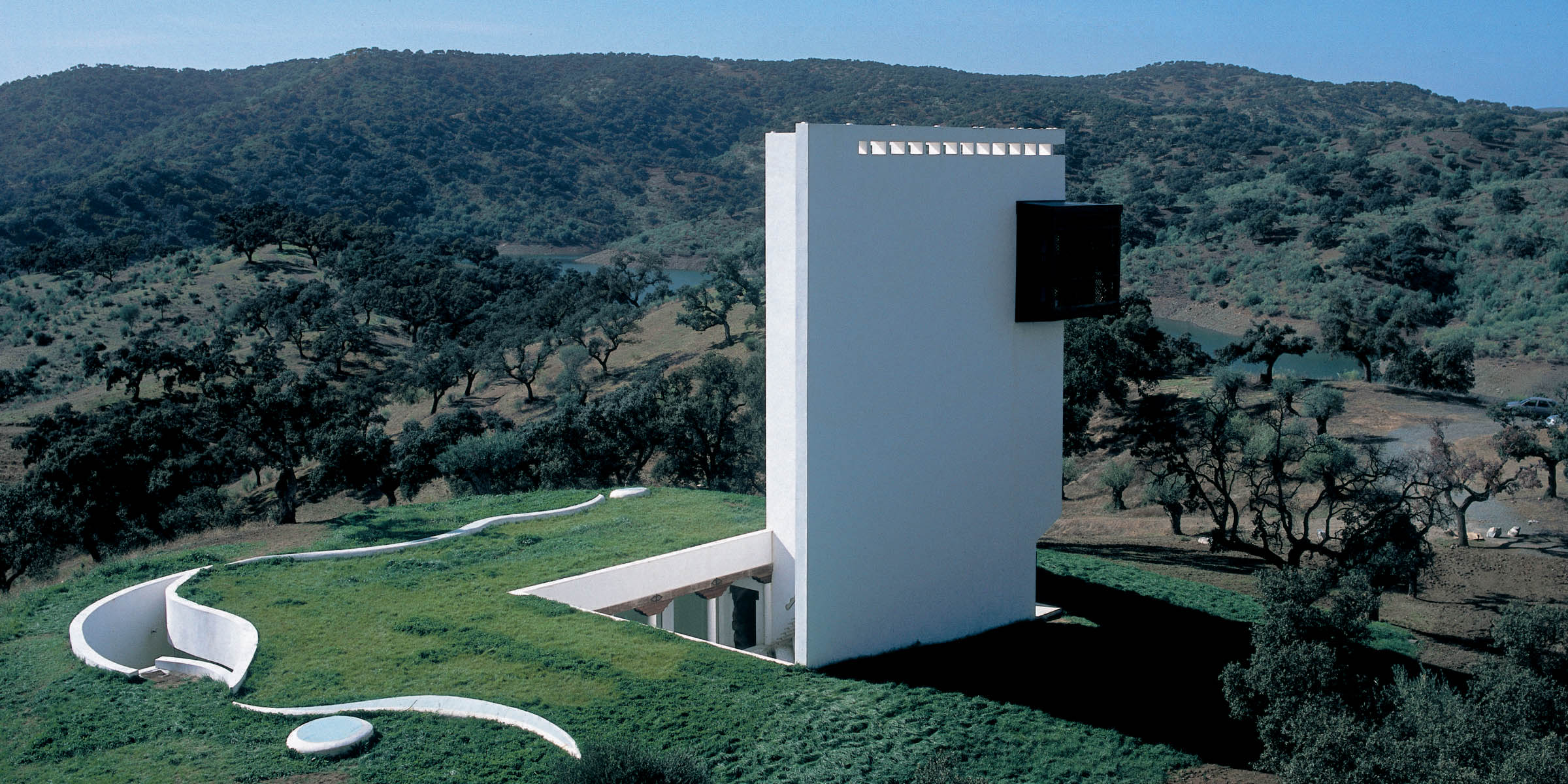 קלאסיקות: Casa de Retiro Espiritual in Seville, Spain / Architect Emilio Ambasz