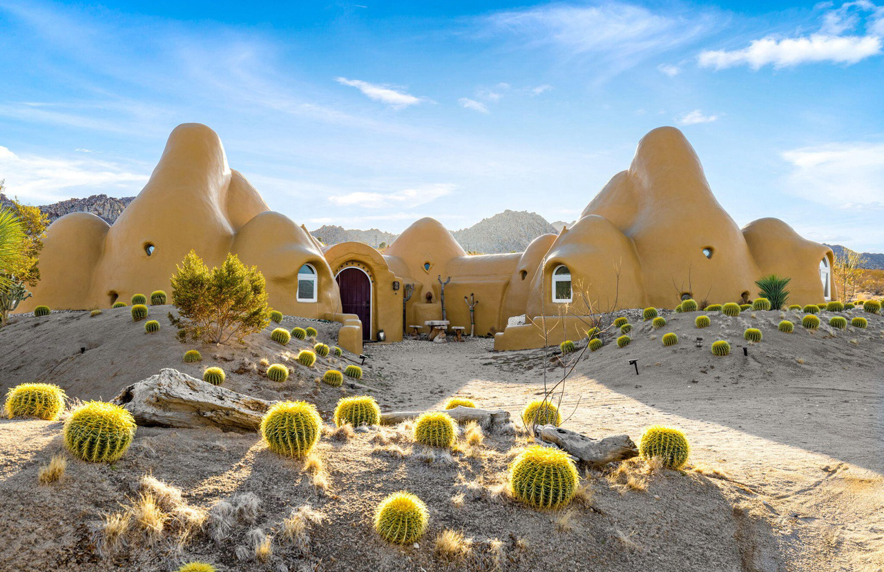 בית Bonita Domes בקליפורניה, בתכנון Nader Khalili