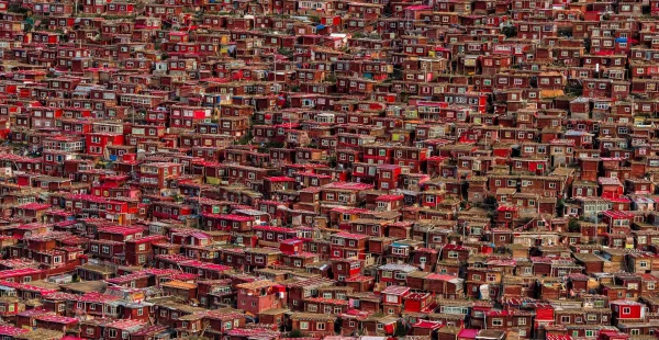 Larung Gar: הישוב הבודהיסטי הגדול בעולם