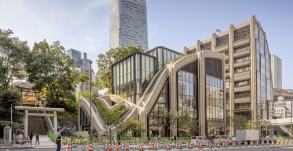 שכונת Azabudai Hills בטוקיו / Heatherwick Studio